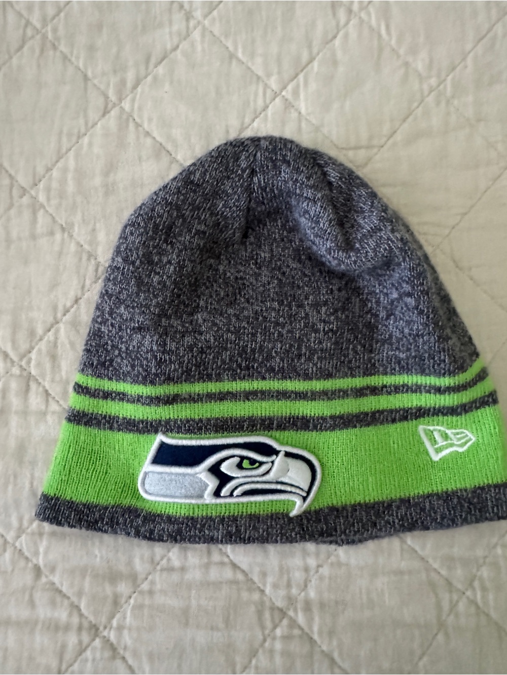 Seattle Seahawks New Era Knit Beanie - Gray & Neon Green